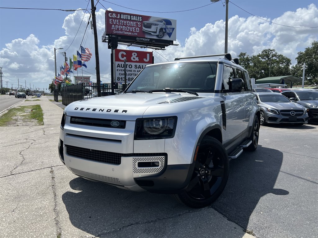 2020 Land Rover Defender HSE's photo