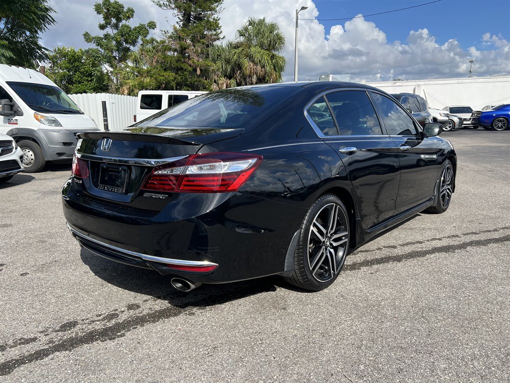 2017 Honda Accord Sport - Photo 9