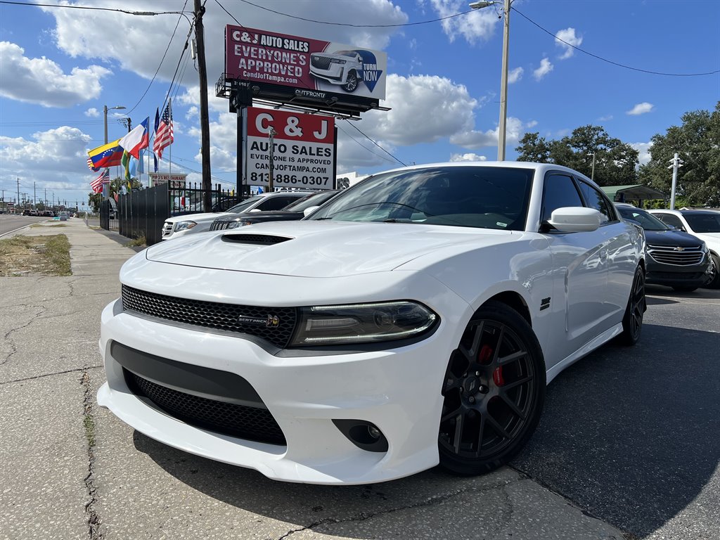 2017 Dodge Charger R/T's photo